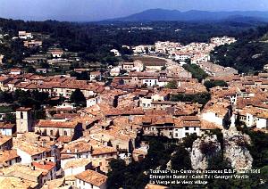 TOURVES VAR CCAS (61)